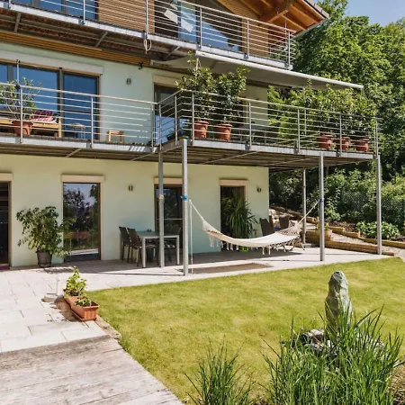 Snug 3 - Traumhafter Seeblick, 2 Zi Apartment, Garten & Terrasse * Herrsching am Ammersee