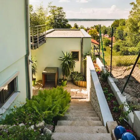 Snug 3 - Traumhafter Seeblick, 2 Zi Apartment, Garten & Terrasse Apartament Herrsching am Ammersee