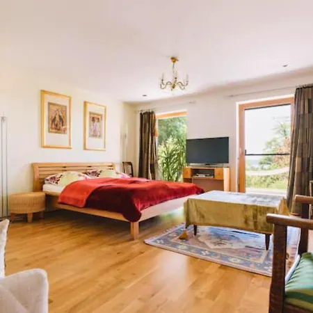 Snug 3 - Traumhafter Seeblick, 2 Zi Apartment, Garten&terrasse Apartment *