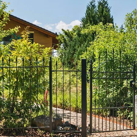 Snug 3 - Traumhafter Seeblick, 2 Zi Apartment, Garten & Terrasse * Herrsching am Ammersee